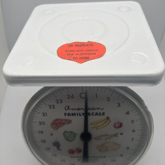 Vintage White Metal American Family Kitchen Scale 25 Lb. Retro Cottage Farmhouse - Picture 5 of 5